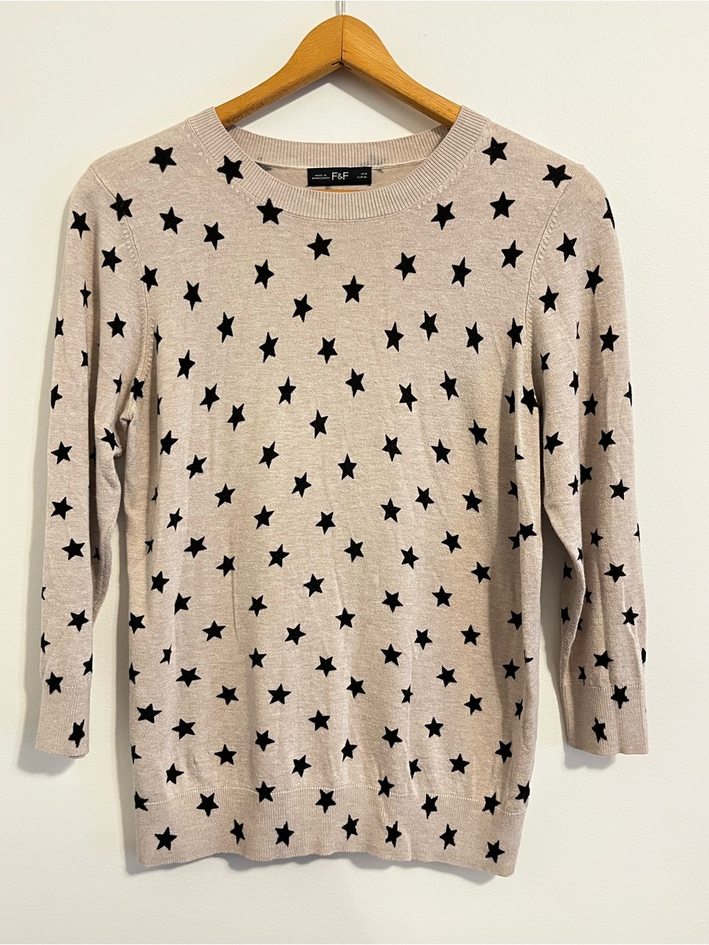 F&F Knit Sweater Crewneck Star Print Lightweight Women’s Small Neutral Black